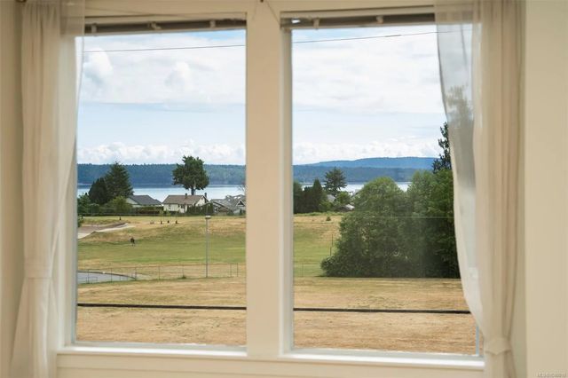 4 of 27 - 9916 Daniel St 204, Chemainus, BC