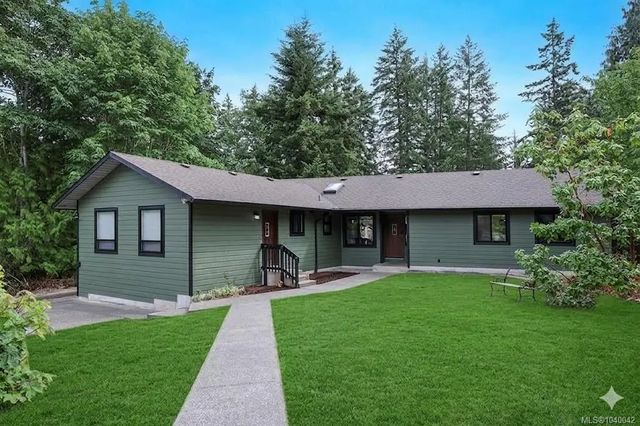 3 of 39 - 6585 Walker Frontage Rd, Fanny Bay, BC