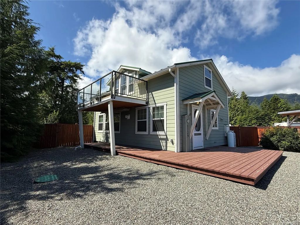1129 Fifth Ave, Ucluelet