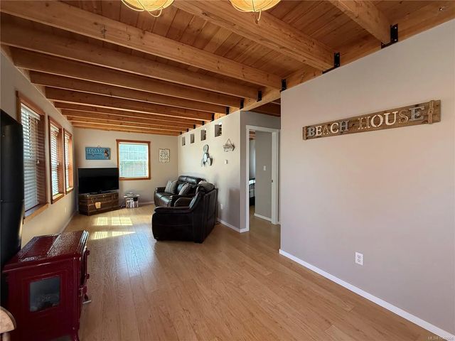 4 of 22 - 1129 Fifth Ave, Ucluelet, BC
