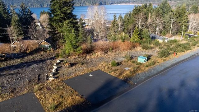 5 of 15 - 16920 Beachview Dr, Port Renfrew, BC