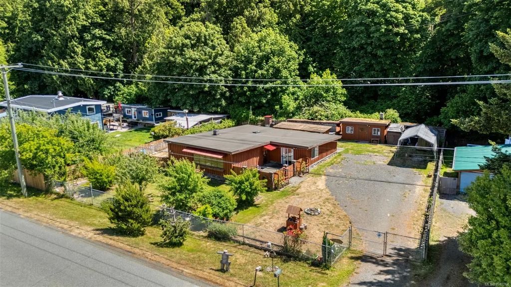 6261 Derbend Rd, Sooke