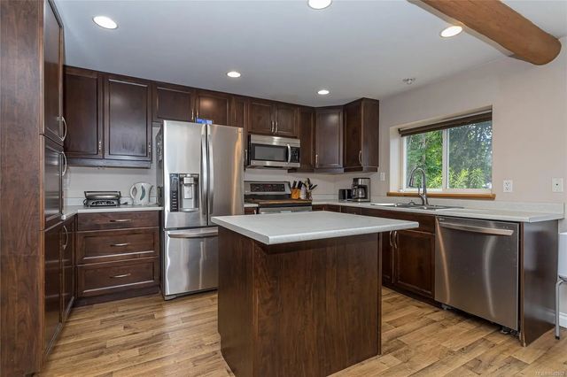 5 of 31 - 70 Islewood Dr, Bowser, BC