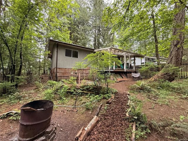 3 of 25 - 19 Captain Morgans Blvd, Protection Island, BC