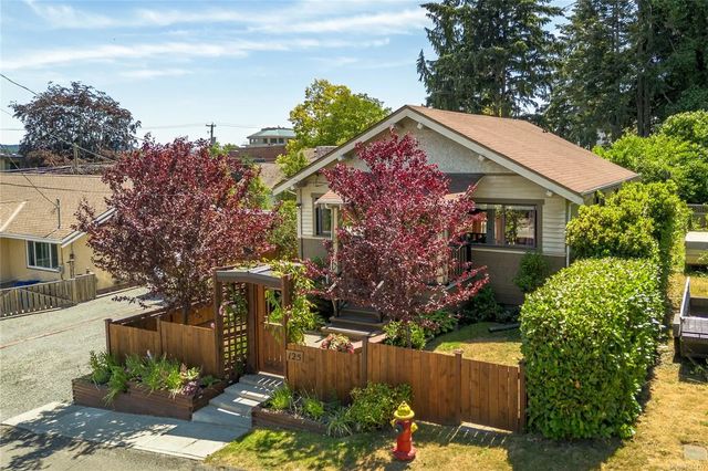 2 of 48 - 125 Townsite Rd, Nanaimo, BC