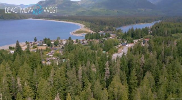 2 of 11 - 16953 Beachview Dr, Port Renfrew, BC