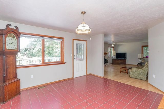 5 of 30 - 1255 Mckenzie Dr, Duncan, BC