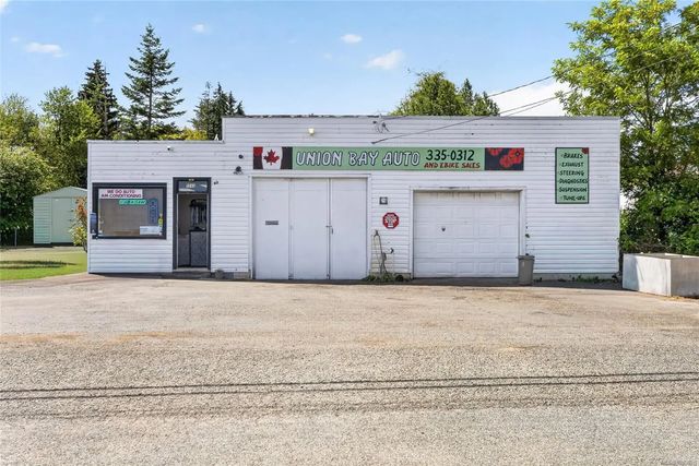 4 of 34 - 5545 Island Hwy S, Union Bay, BC