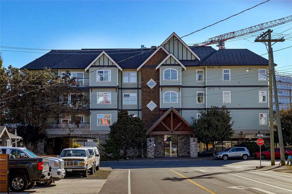 2881 Peatt Rd 303, Langford