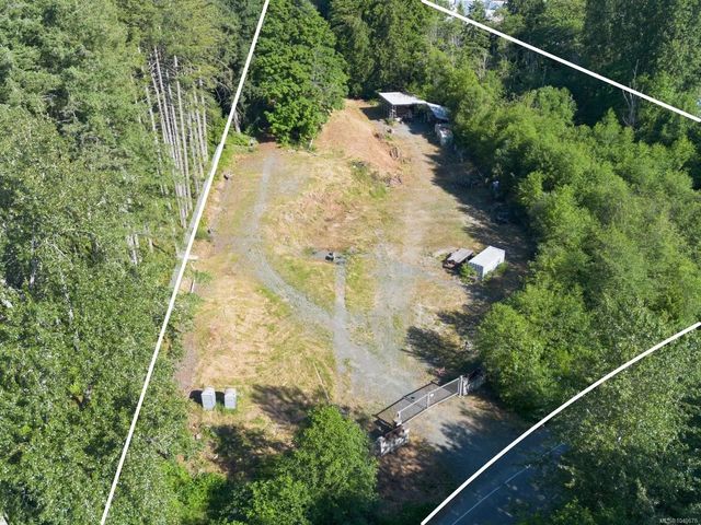 2 of 9 - 10844 Westdowne Rd, Ladysmith, BC