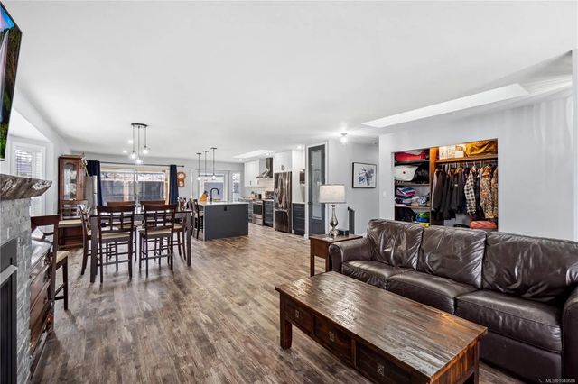 3 of 41 - 874 Aberdeen Dr, Parksville, BC
