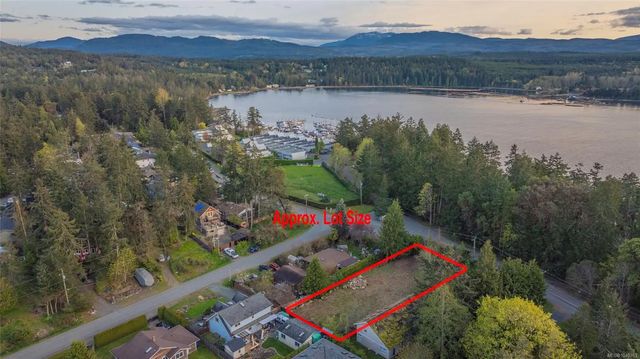 2 of 16 - 1530 Marina Way, Nanoose Bay, BC