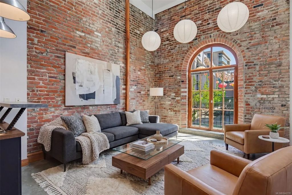 588 Pandora Ave 209, Victoria