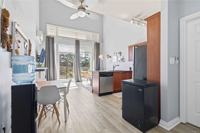 5 of 38 - 866 Goldstream Ave 413, Langford, BC