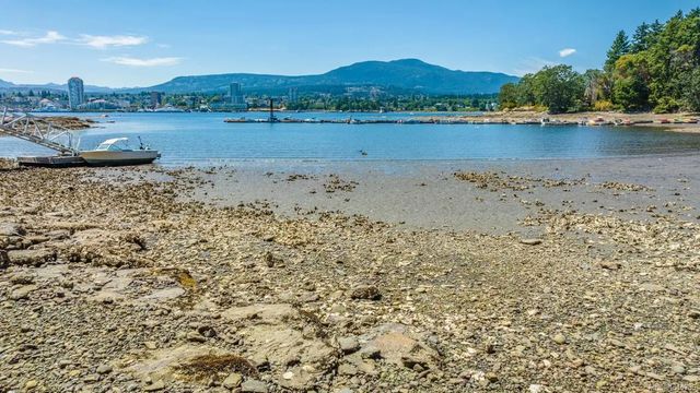 2 of 22 - 137 Pirates Lane, Protection Island, BC