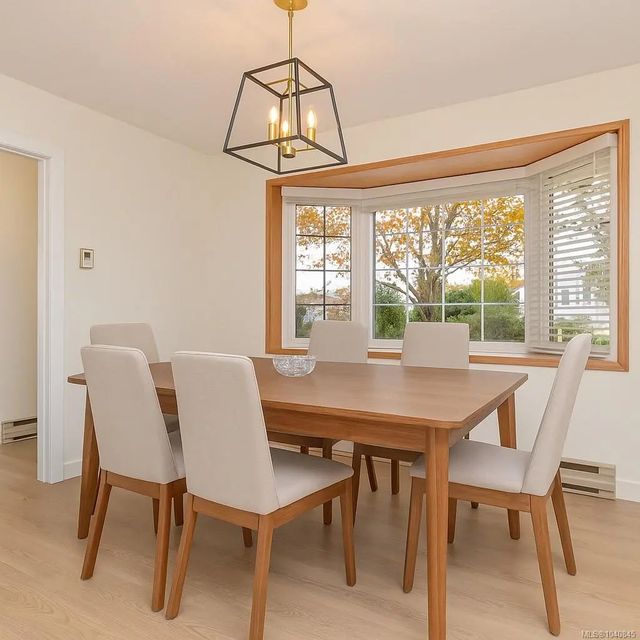 4 of 25 - 10880 Grandview Rd, Saltair, BC