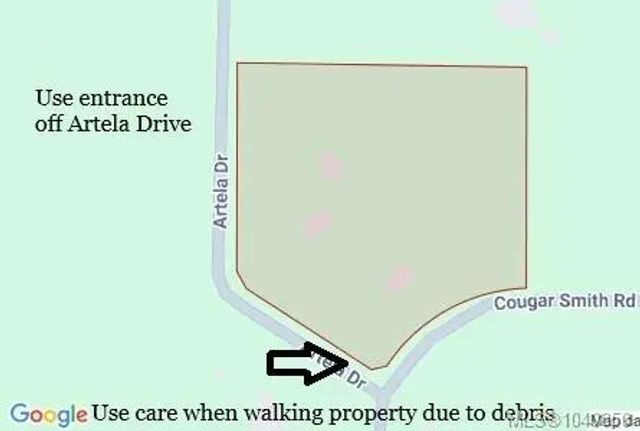 3 of 18 - 7390 Cougar Smith Rd, Fanny Bay, BC