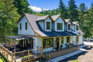 1691 Meadowood Way, Qualicum Beach