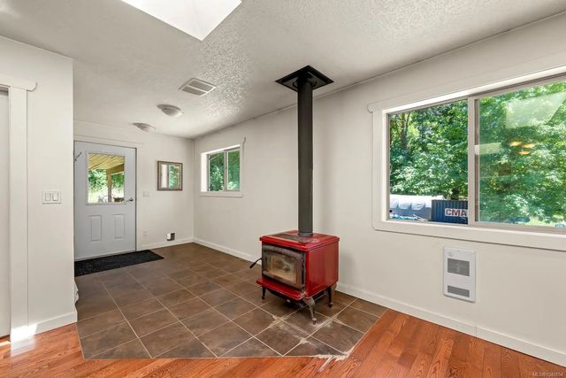 4 of 40 - 5160 Central Rd, Hornby Island, BC