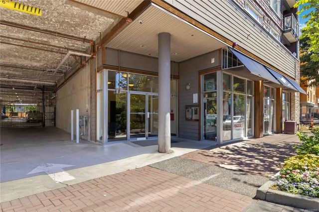 3 of 26 - 844 Goldstream Ave 204, Langford, BC