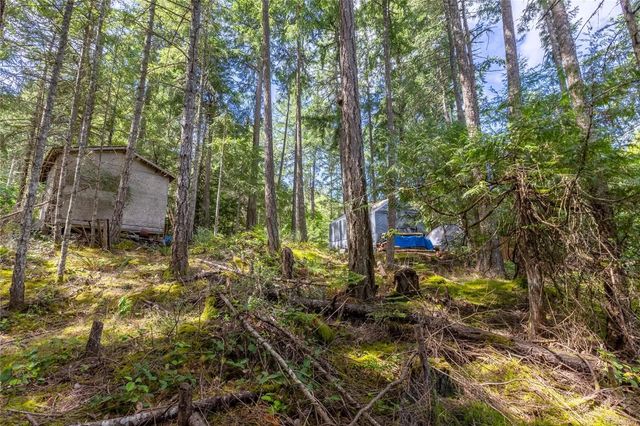 3 of 26 - 4611 Mate Rd, Pender Island, BC
