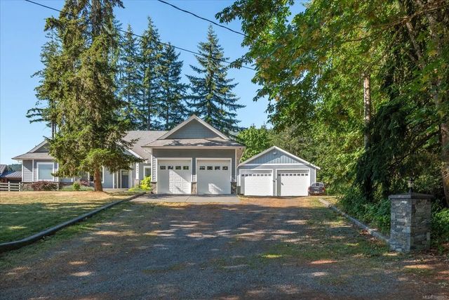 2 of 94 - 2471 Balance Rd, Nanaimo, BC