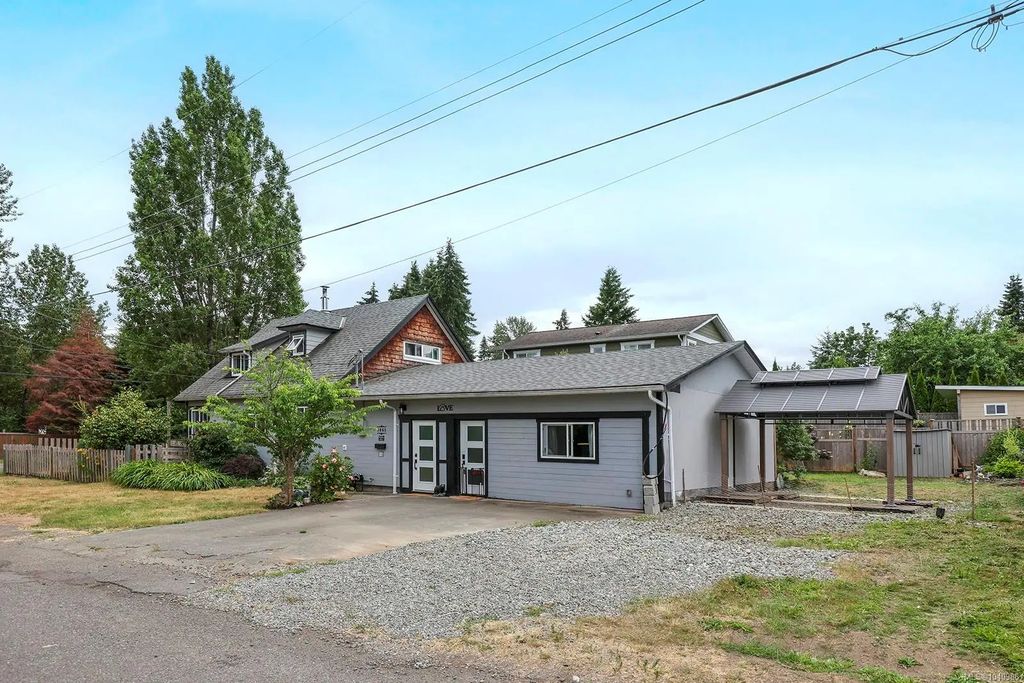 3863 Howard Ave, Royston