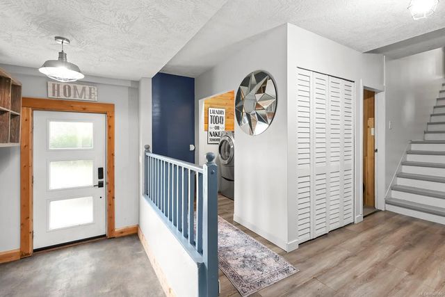 2 of 47 - 3863 Howard Ave, Royston, BC