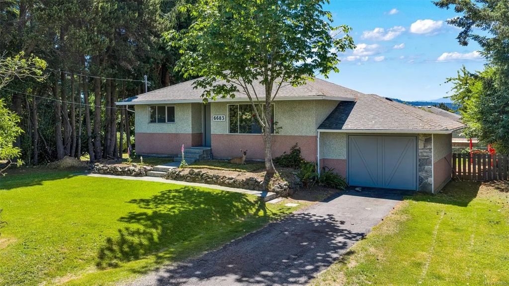 6683 Lincroft Rd, Sooke