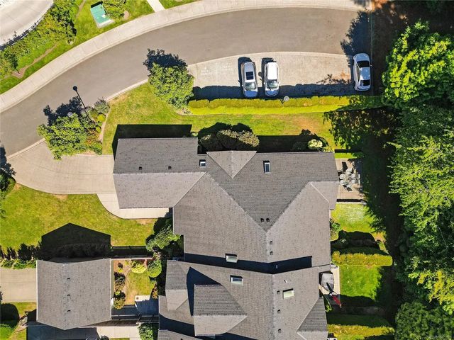 4 of 87 - 770 Hill Rise Lane, Saanich, BC