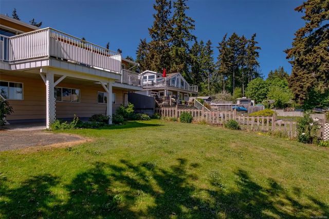 5 of 40 - 4301 Eva Rd, Bowser, BC