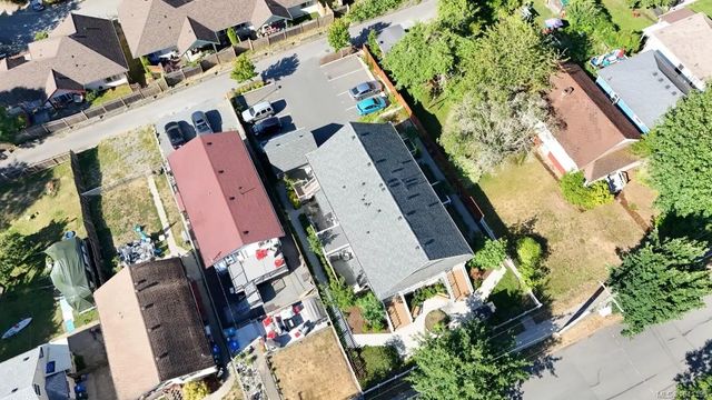 3 of 13 - 531 Kennedy St, Nanaimo, BC