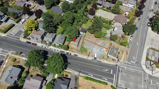 2 of 26 - 710 Fitzwilliam St, Nanaimo, BC