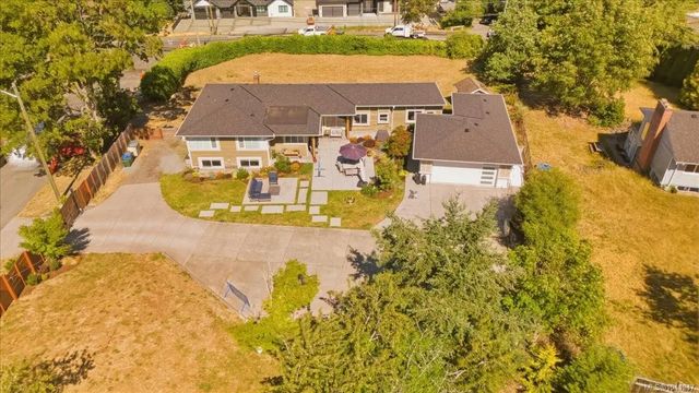 5 of 95 - 2565 Departure Bay Rd, Nanaimo, BC