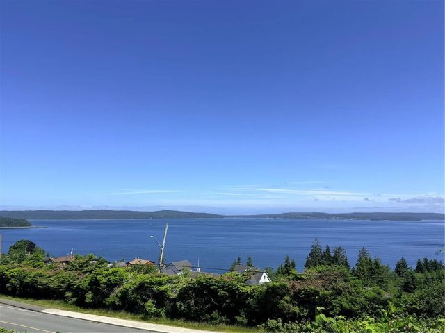 3 of 38 - 2472 Mountview Rd, Port McNeill, BC