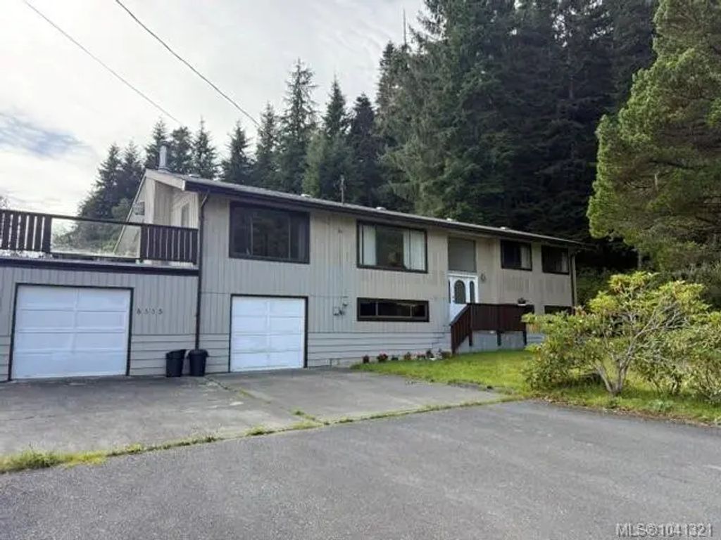 8335 Camelot Rd, Port Hardy