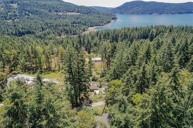 2 of 68 - 351 Elizabeth Dr, Salt Spring, BC