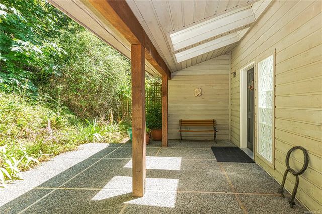 4 of 68 - 351 Elizabeth Dr, Salt Spring, BC
