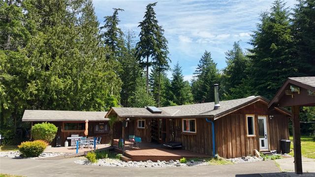5 of 26 - 1107 Kw'as Bay Rd, Cortes Island, BC