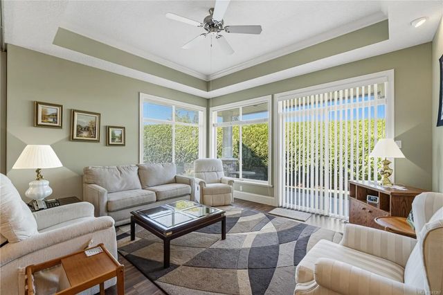 4 of 34 - 447 Pym St N 24, Parksville, BC