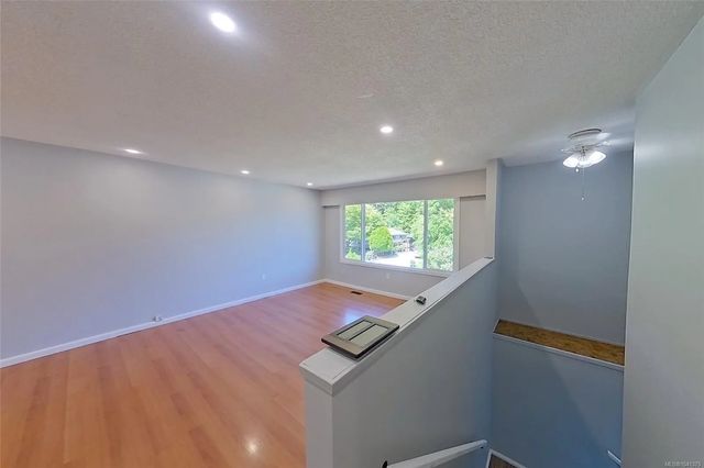 3 of 33 - 7810 Daphne St, Port Hardy, BC