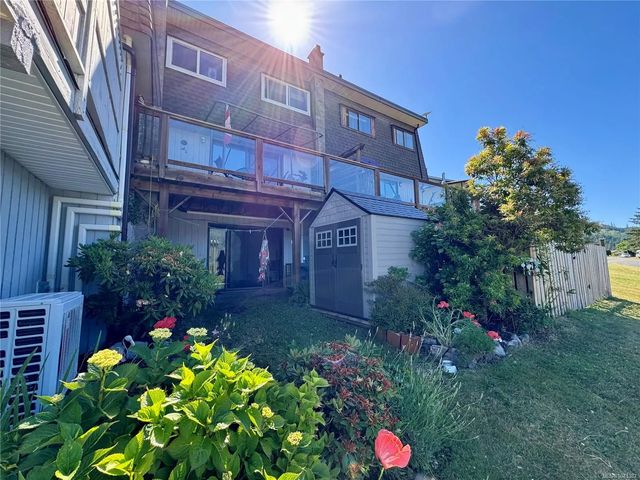 3 of 31 - 62 Clark Dr, Port Alice, BC