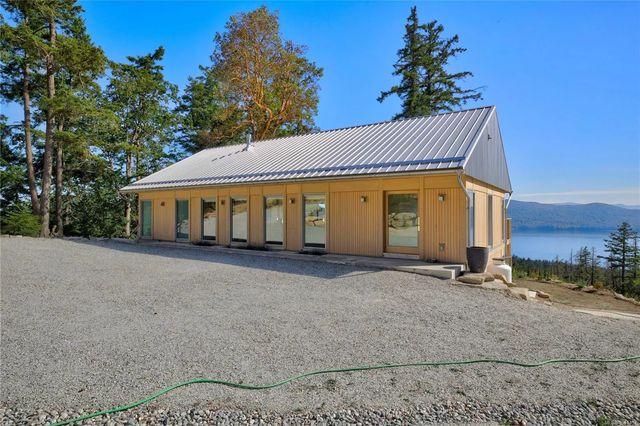 4 of 62 - 293 Canvasback Pl, Salt Spring, BC