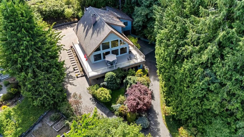 2460 Mill Bay Rd, Mill Bay