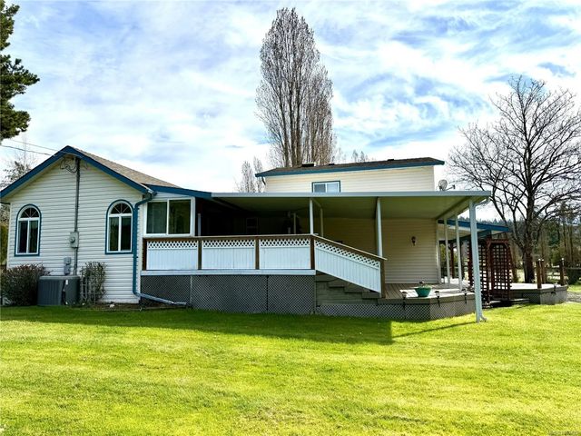 5 of 33 - 6131 Drinkwater Rd, Port Alberni, BC