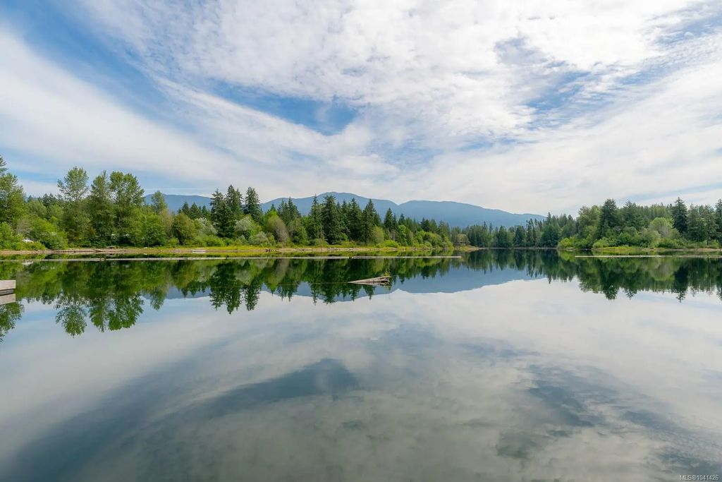 11258 Pine St, Port Alberni
