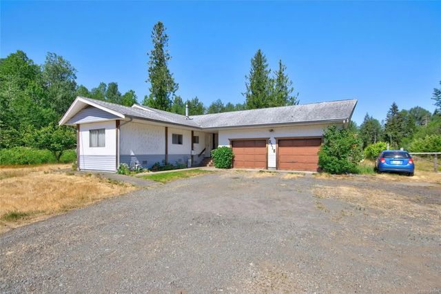 4 of 56 - 2115 Cumberland Rd, Courtenay, BC