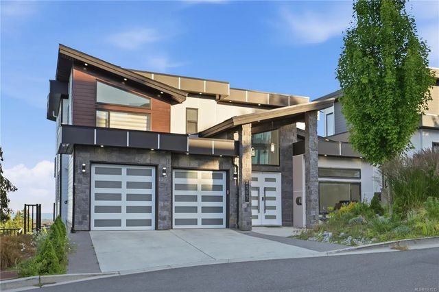 2 of 78 - 2197 Navigators Rise, Langford, BC