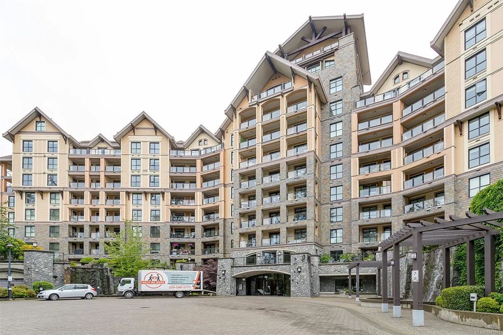 1400 Lynburne Pl 524, Langford