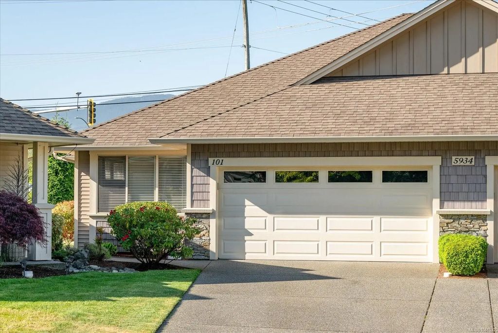 5934 Kaden Pl 101, Nanaimo